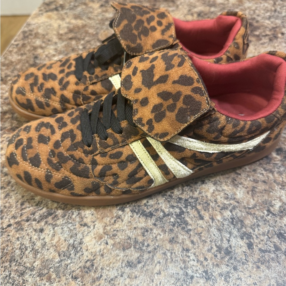 Steve Madden Leopard Print Sneakers withStripes